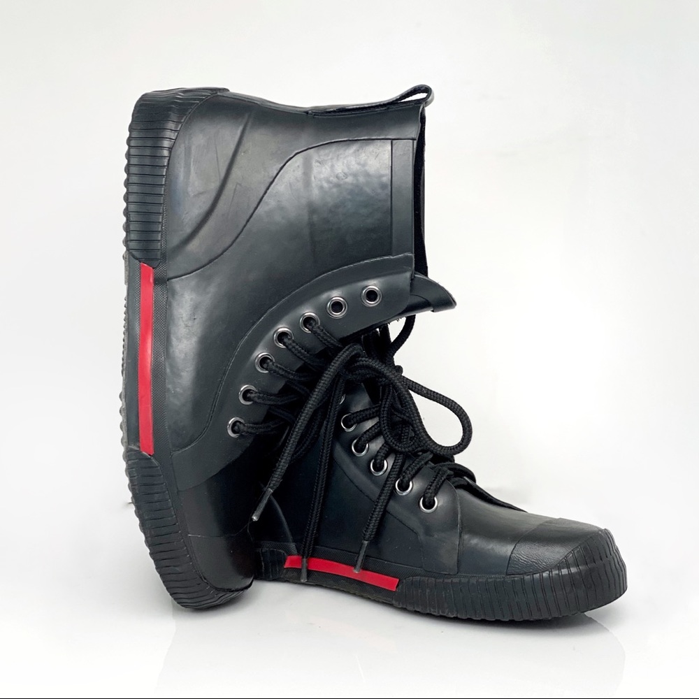 Black Rubber High Top Rain Boots, 6.5 😎
